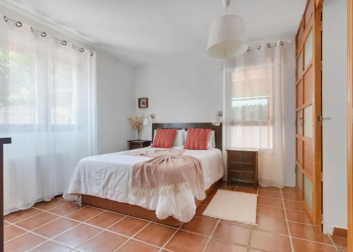 Home2book El Naranjo, Garden & Pool